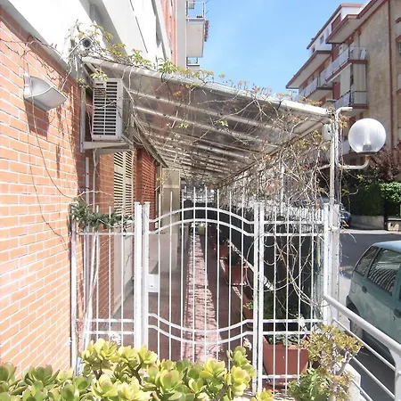 Bed & Breakfast Rock Garden